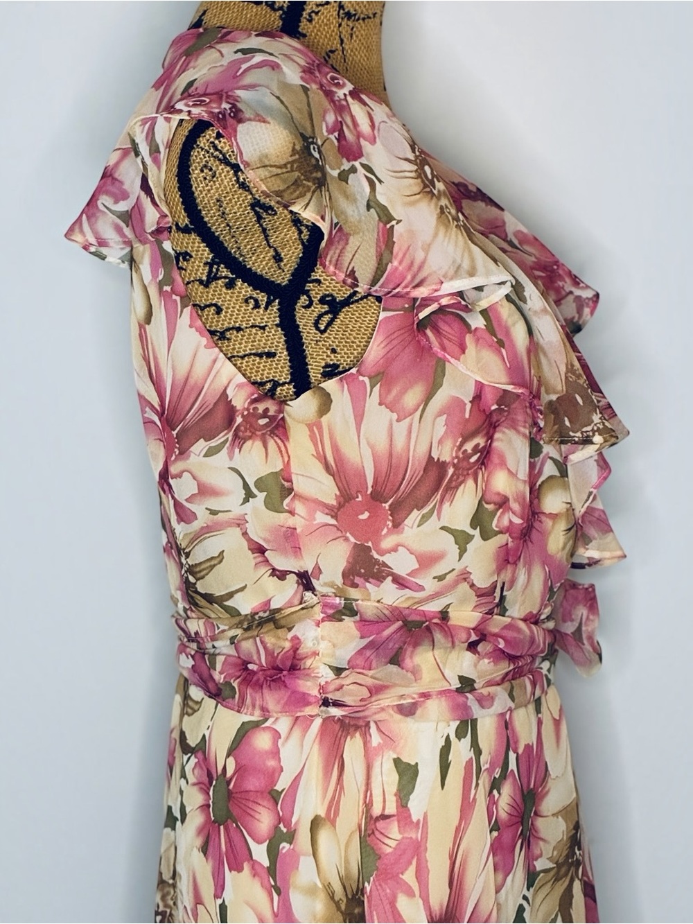 karin stevens Pink and Cream Floral Chiffon Lined Wrap Midi Dress - Picture 7 of 15